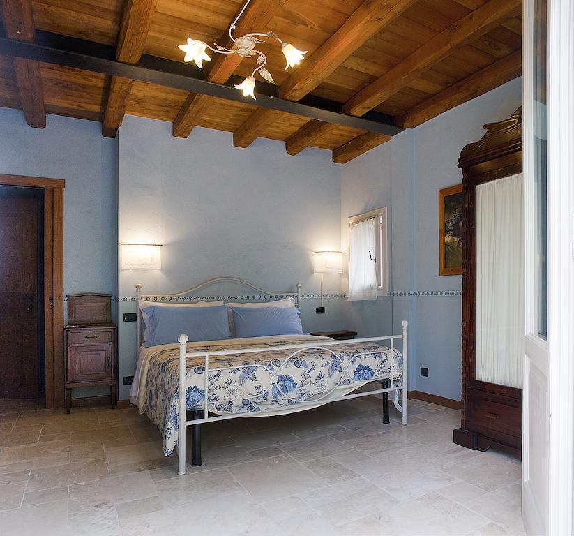 Casa Carrer B&B San Giovanni di Livenza Værelse billede